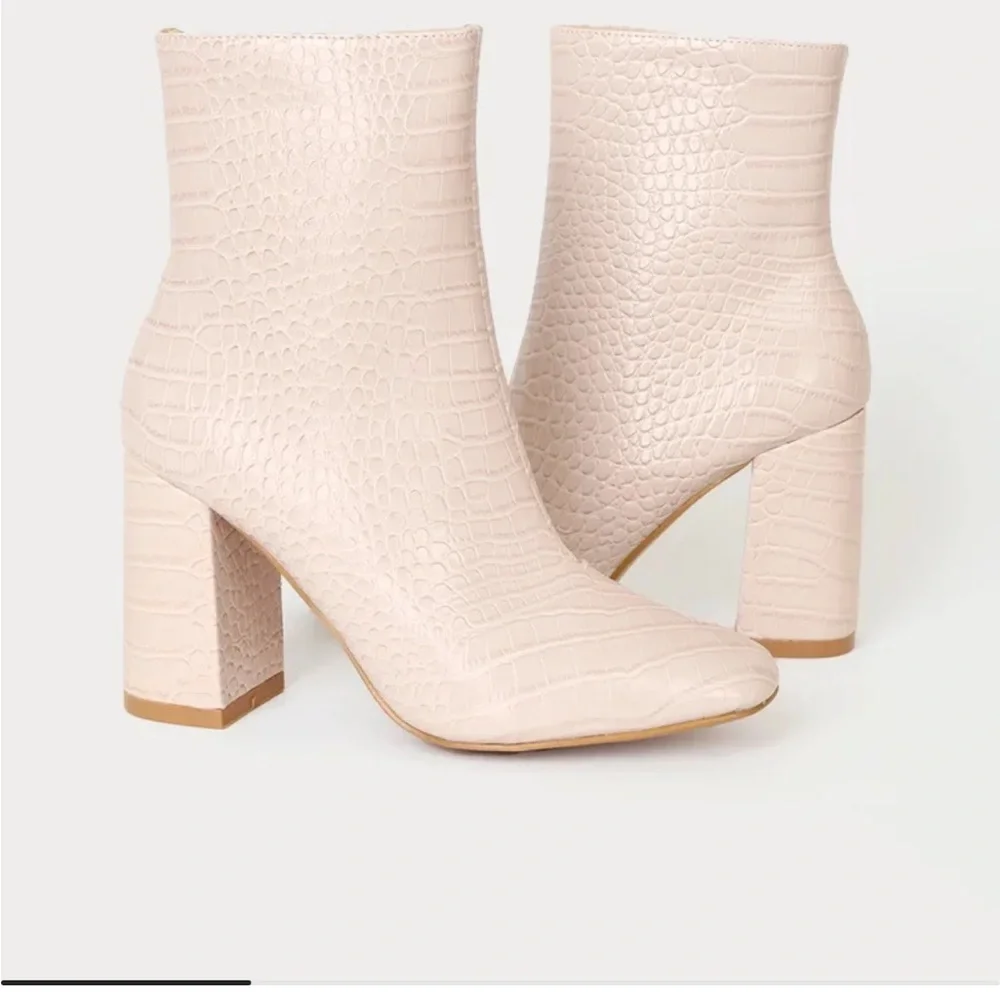 New Lulus My Generation Pale Pink Crocodile High Heel Mid-Calf Boots Size 11